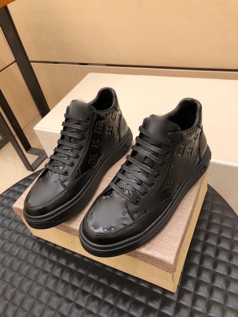 Top quality casual men designer shoes high upper letter carved fashion Luxury designers Mens sports sneakers trainers shoe streetwear with box, Black
Top quality casual men designer shoes high upper letter carved fashion Luxury designers Mens sports sneakers trainers shoe streetwear with box, Black