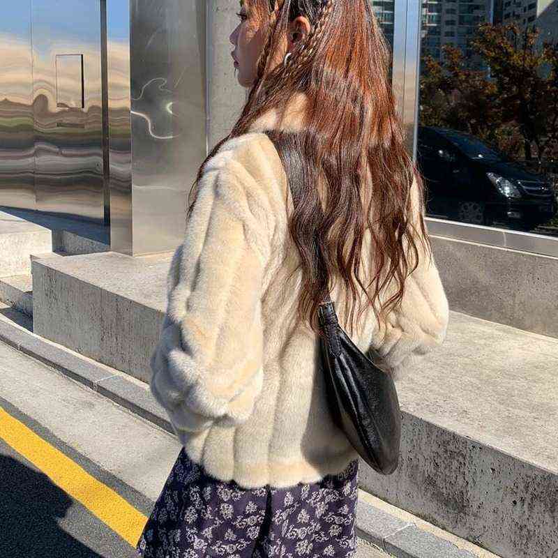 Women's rabbit fur coat winter warm White comfortable faux fur Jacket long sleeve oversize Artificial fur Overcoat female 211123