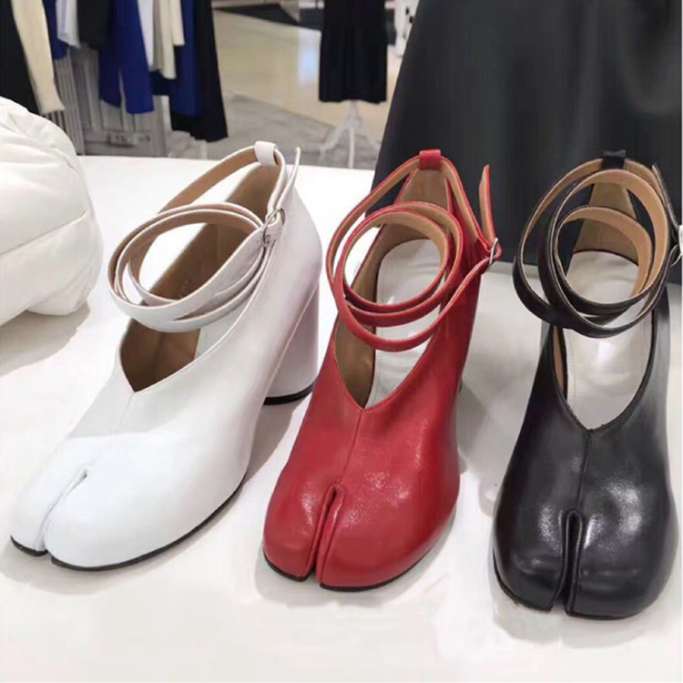 Spring Sexy Fashion Women Pumps Black Red White Leather Tabi Shoes Split Pig Toe Chunky Heels Buckle Ankle Strap Block Med Heel Zapatos Mujer Vintage Party Dress Shoe
Spring Sexy Fashion Women Pumps Black Red White Leather Tabi Shoes Split Pig Toe Chunky Heels Buckle Ankle Strap Block Med Heel Zapatos Mujer Vintage Party Dress Shoe