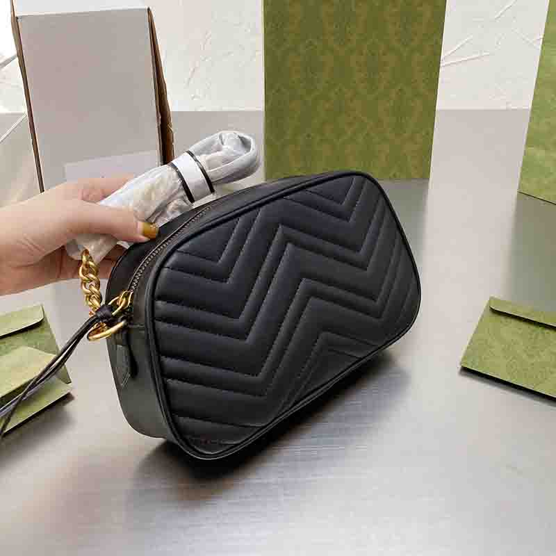 Luxurys Chains Shoulder Bags Designers Women Handbag Purses High Quality Fashion Zig Zag Pattern Crossbody Bag, Black
Luxurys Chains Shoulder Bags Designers Women Handbag Purses High Quality Fashion Zig Zag Pattern Crossbody Bag, Black