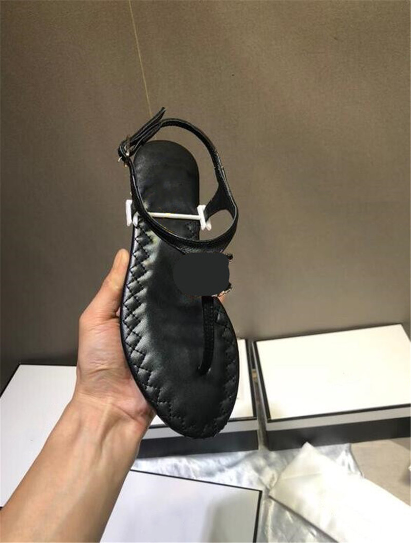 Fashion Women's Casual sandals base Beach slippers High quality Leather shoes female flip flops comfortable open toed Sandal LETTER-C52316
Fashion Women's Casual sandals base Beach slippers High quality Leather shoes female flip flops comfortable open toed Sandal LETTER-C52316