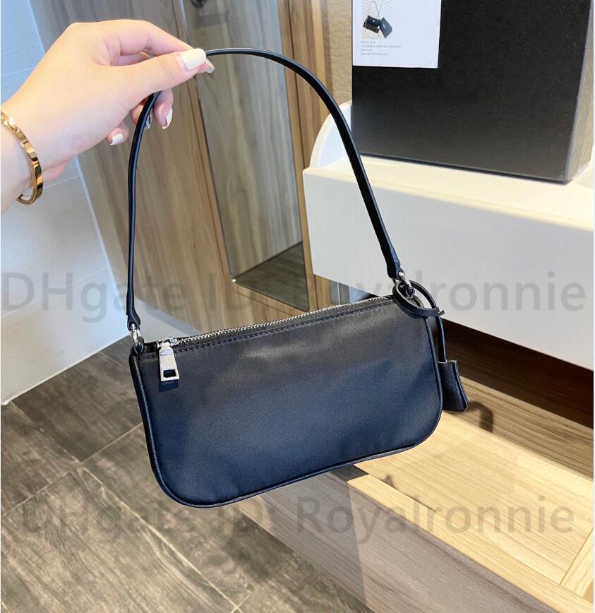 Classic Luxury Designer Shoulder Bags waterproof canvas Handbags Girl Fashion Women High Quality mother CrossBody Bag Handbag 2022 Lady Zipper Flap Totes with box, No bag
Classic Luxury Designer Shoulder Bags waterproof canvas Handbags Girl Fashion Women High Quality mother CrossBody Bag Handbag 2022 Lady Zipper Flap Totes with box, No bag