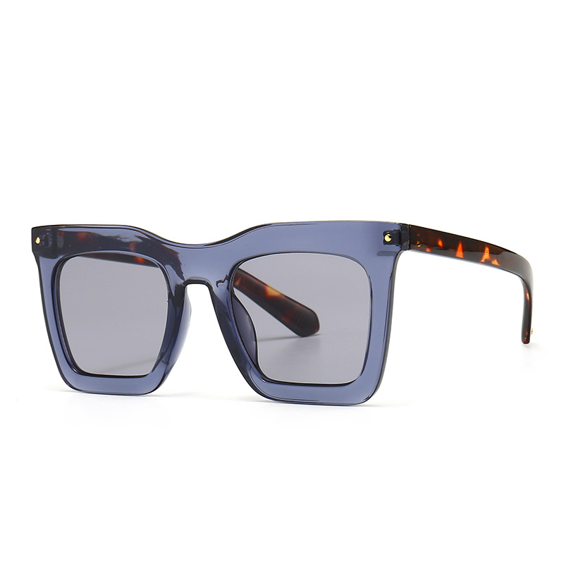 New trendy ins chic sunglasses fashion luxury retro classic designer square frame stylish sunglasses for women girls ladies uv400 proof, White;black
New trendy ins chic sunglasses fashion luxury retro classic designer square frame stylish sunglasses for women girls ladies uv400 proof, White;black