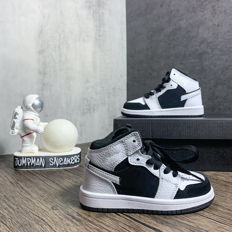 Top Quality Jumpman 1 High Baby Kids Basketball Shoes Travis Scotti Obsidian Chicago Boy Girls Children Toddler Sport Trainer Sneaker With Box
Top Quality Jumpman 1 High Baby Kids Basketball Shoes Travis Scotti Obsidian Chicago Boy Girls Children Toddler Sport Trainer Sneaker With Box