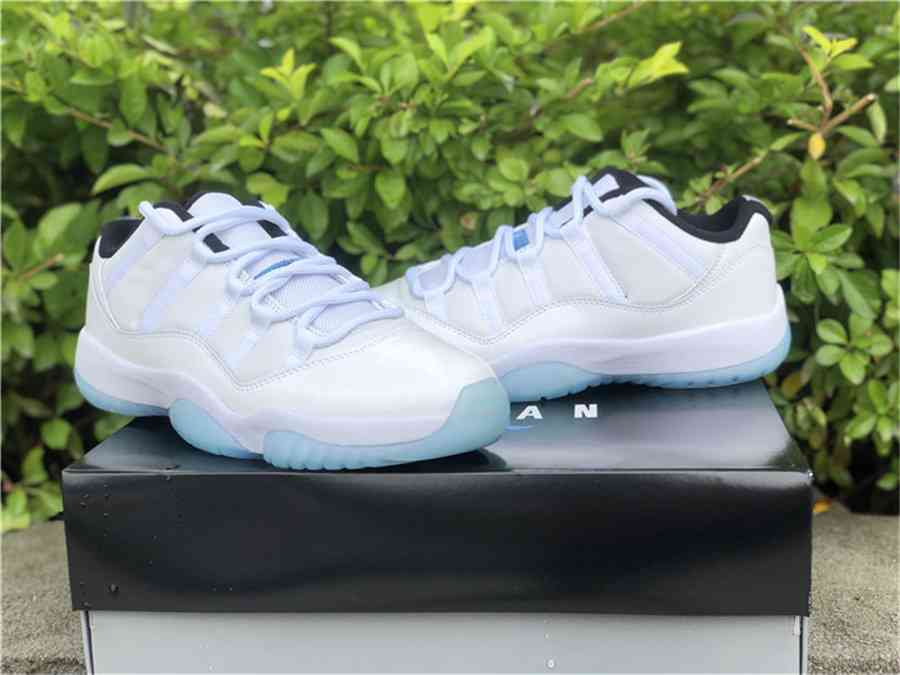 2021 Authentic 11 Low Legend Blue Athletic Shoes Men White Black 11S High Real Carbon Fiber University-Blue Sneakers With Original Box 40-47
2021 Authentic 11 Low Legend Blue Athletic Shoes Men White Black 11S High Real Carbon Fiber University-Blue Sneakers With Original Box 40-47
