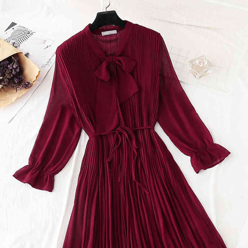 Polka Dot Elegant Women Dress Casual Flare Sleeve Long Party Dress Bow Dot Print Pleated Chiffon Dresses Vintage Vestido 210521