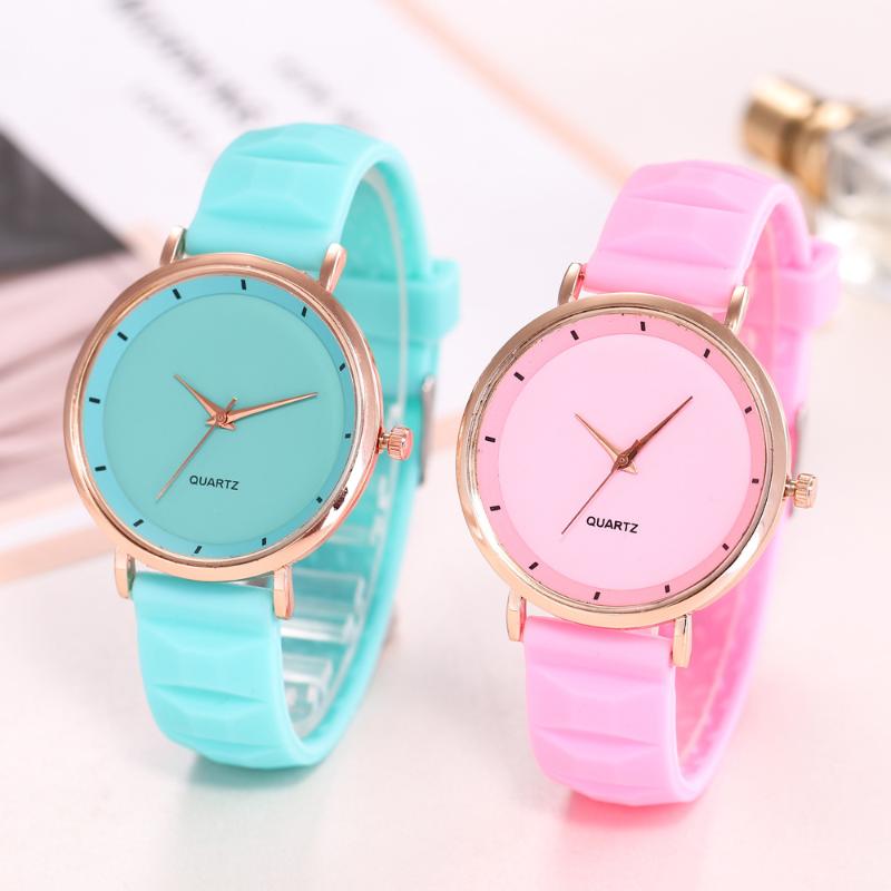Wristwatches Simple Women Watch Fashion Elegant Ladies Casual Silicone Band Women's Watches Black Clock Zegarki 2021, White
Wristwatches Simple Women Watch Fashion Elegant Ladies Casual Silicone Band Women's Watches Black Clock Zegarki 2021, White