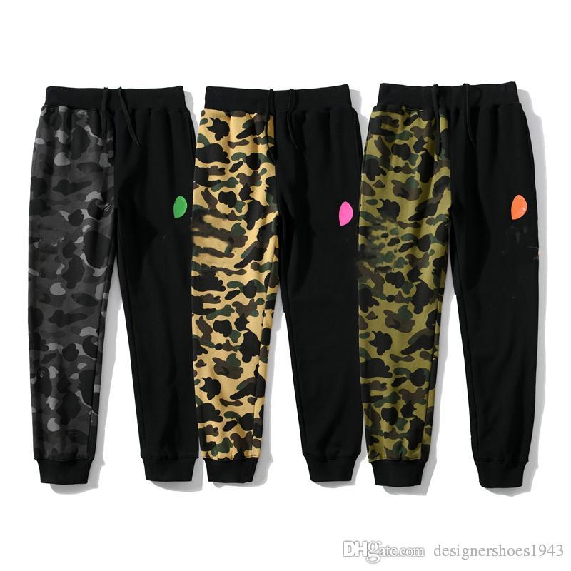fashion Mens Sport Pants Space Cotton Trousers Men Tracksuit Bottoms Mens Joggers Tech Fleece Camo pants With Box, Black
fashion Mens Sport Pants Space Cotton Trousers Men Tracksuit Bottoms Mens Joggers Tech Fleece Camo pants With Box, Black