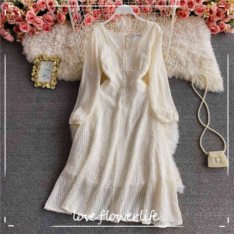 LoveFlowerLife Spring Autumn Casual Square Collar Dress A Line Solid Button Mid Calf Full Women Dresses 210521, Creamy-white
LoveFlowerLife Spring Autumn Casual Square Collar Dress A Line Solid Button Mid Calf Full Women Dresses 210521, Creamy-white