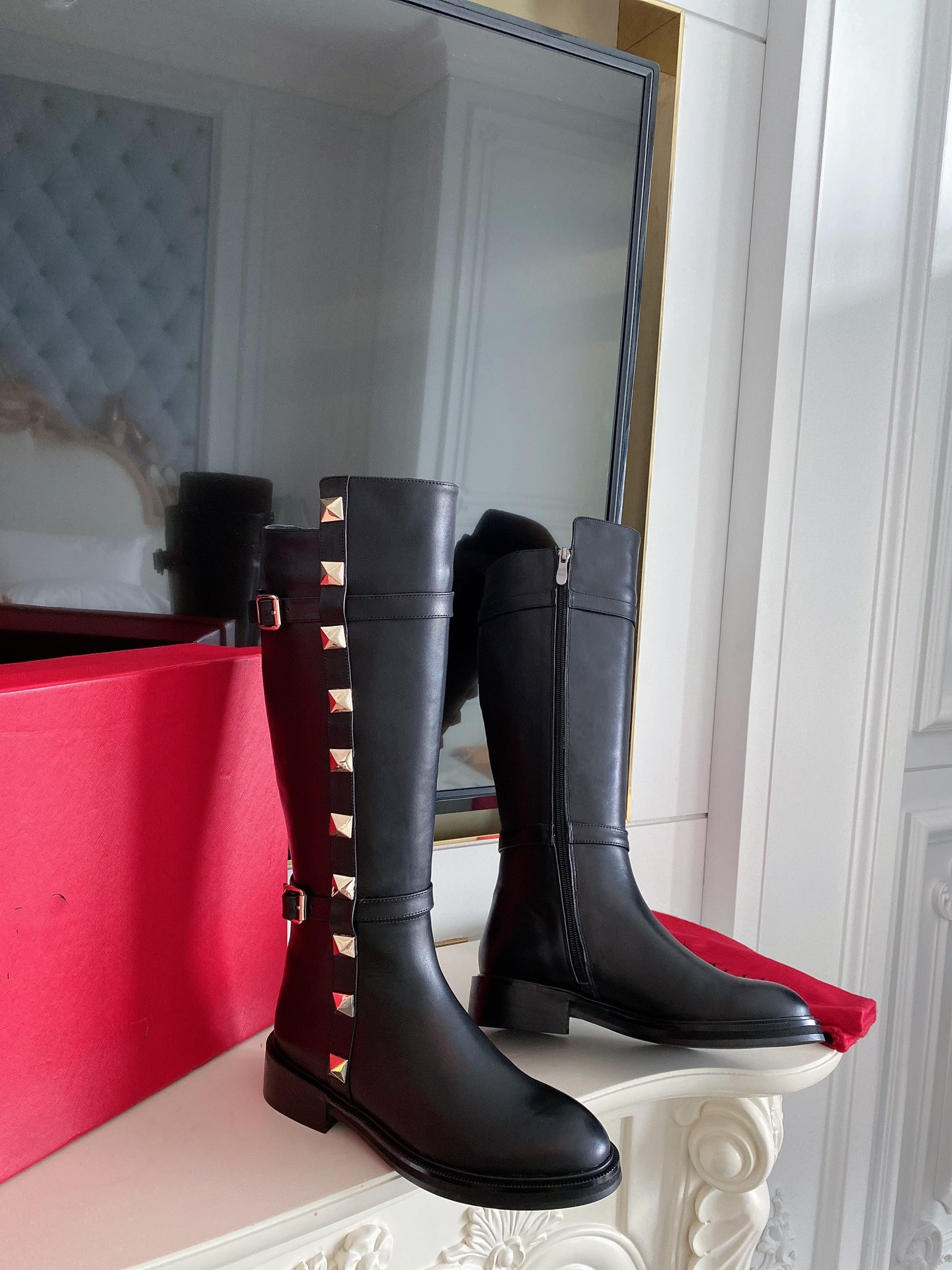 21 Brand Women's boots Designer Genuine Leather Canvas over the knee boot's Zipper Laces Casual shoes fashion Women luxury sneakers Big size 35-41, Box
21 Brand Women's boots Designer Genuine Leather Canvas over the knee boot's Zipper Laces Casual shoes fashion Women luxury sneakers Big size 35-41, Box