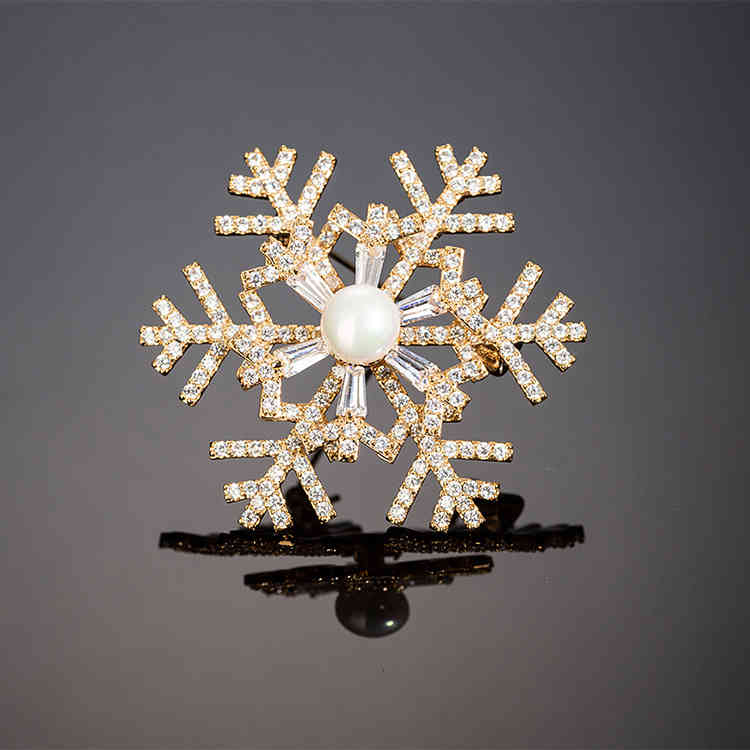 Femininity Snowflake Zircon Brooch Accessories Sweater Coat Cardigan