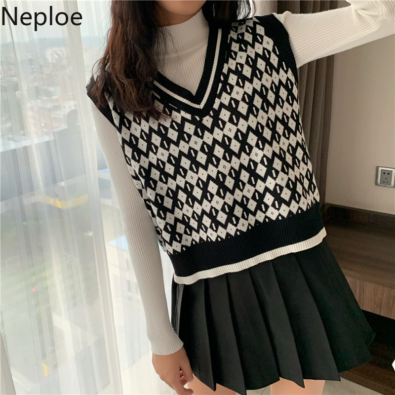 Neploe Women Fashion Oversized Knitted Cropped Vest Sweaters Vintage Sleeveless Coat Tank Female Waistcoat Chic Tops Female 210422