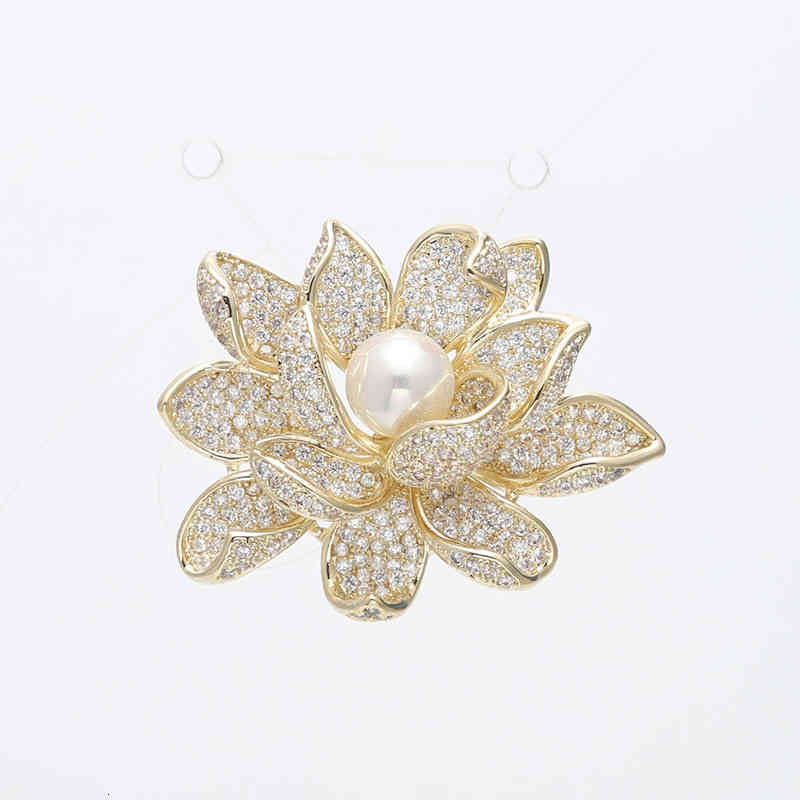 Fashion Korean Lotus Brooch Inlaid with Zircon Pearl