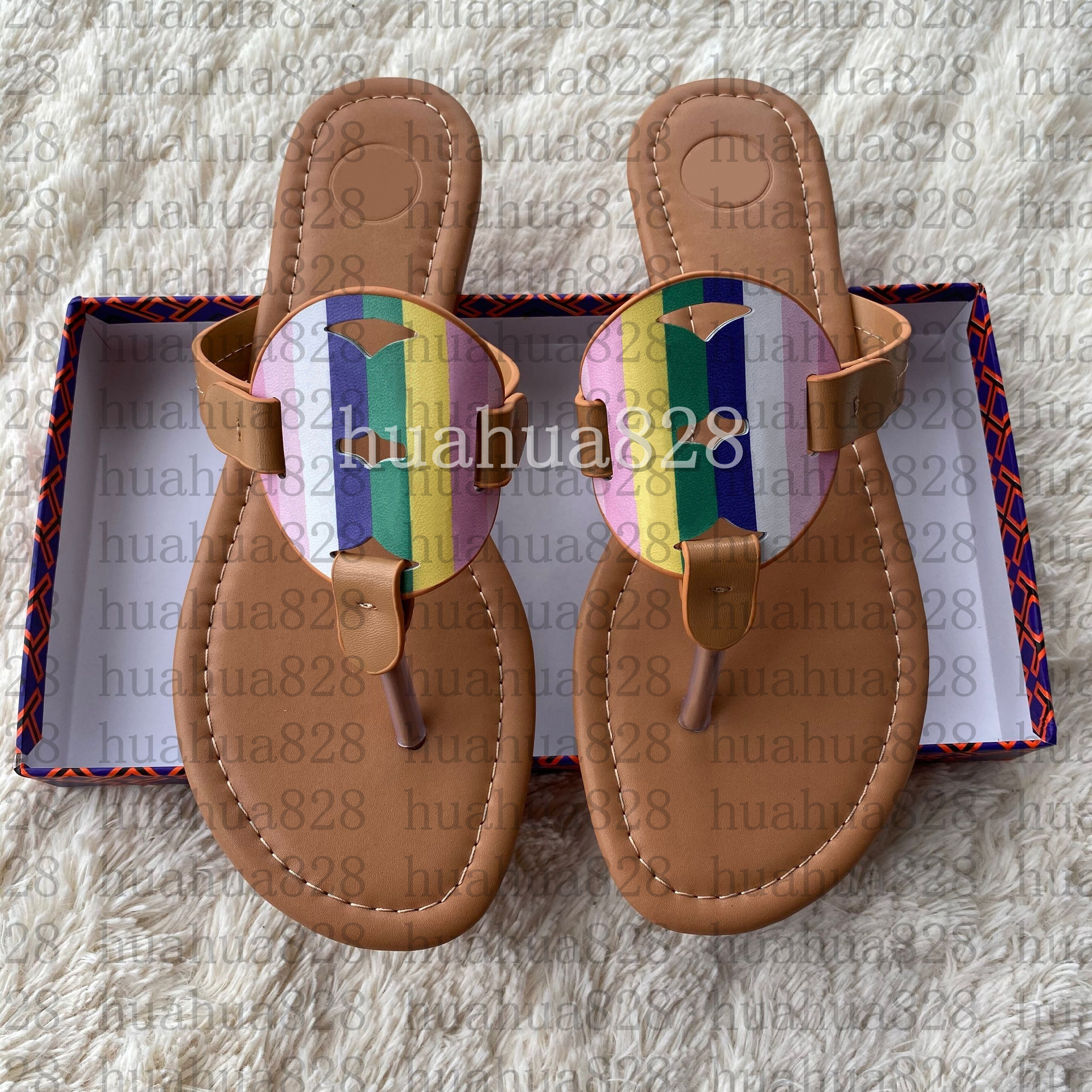 Women Sandals Flat Heel Slippers Designer Sandal Girl Shoes Rainbow Candy Color Lady Flip Flops with Box 35-43, Black
Women Sandals Flat Heel Slippers Designer Sandal Girl Shoes Rainbow Candy Color Lady Flip Flops with Box 35-43, Black