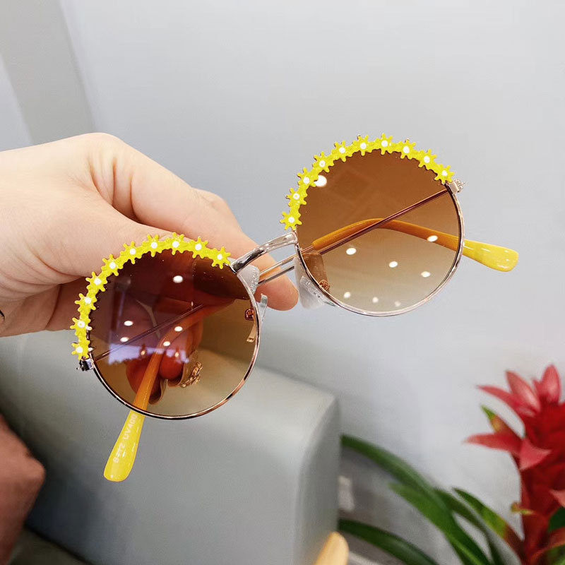 Fashion Kids Sunglasses Lovely Flower Border Girls Boys Sunglass Ultraviolet-proof Infant Glasses Eyewear Child Shades Gafas Gift Wholesale Z260305