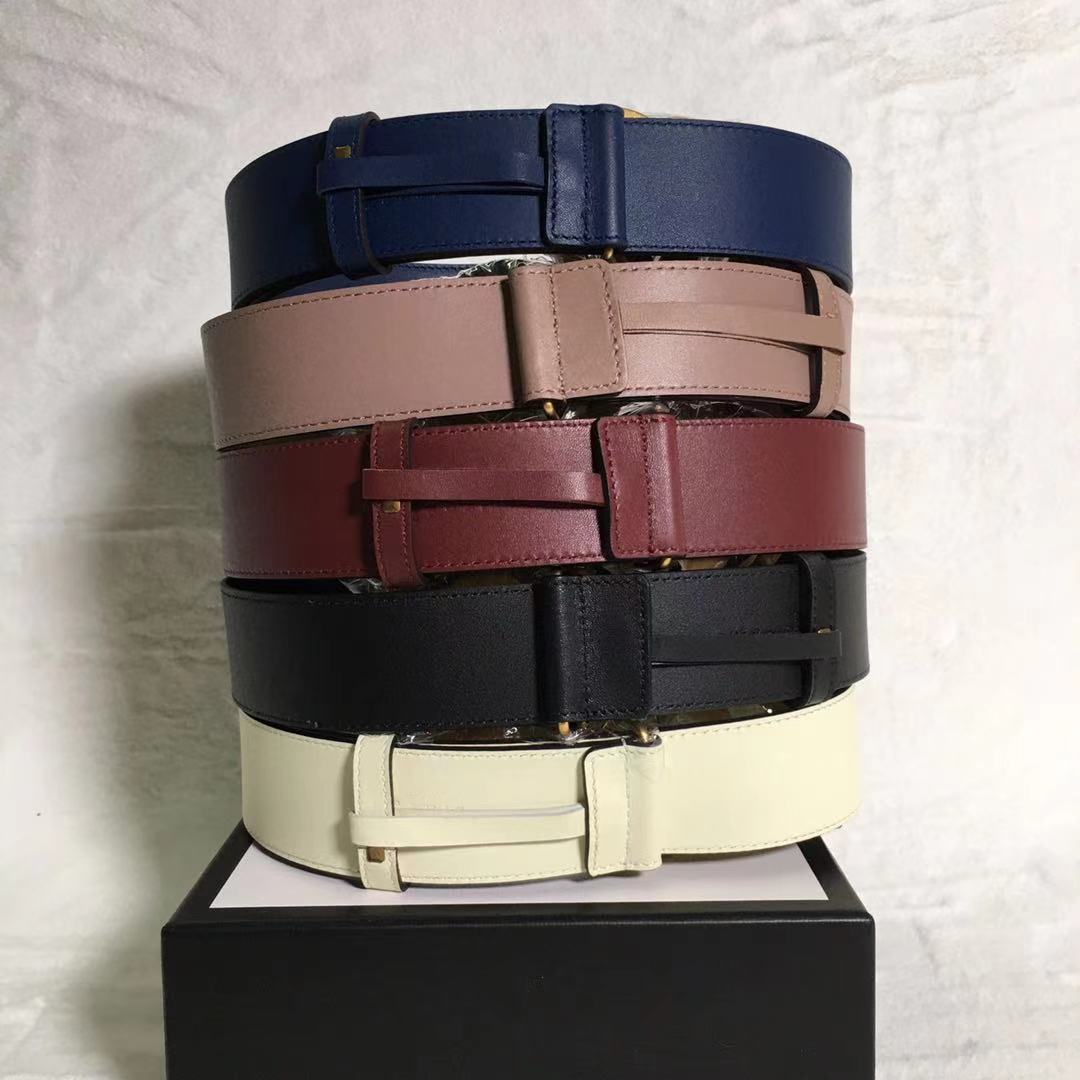 Classic top quality 15 styles genuine leather women belt ,belts is divided into silver and brass buckle or with pearls,Bandwidth 40 mm,B022, Black;brown
Classic top quality 15 styles genuine leather women belt ,belts is divided into silver and brass buckle or with pearls,Bandwidth 40 mm,B022, Black;brown