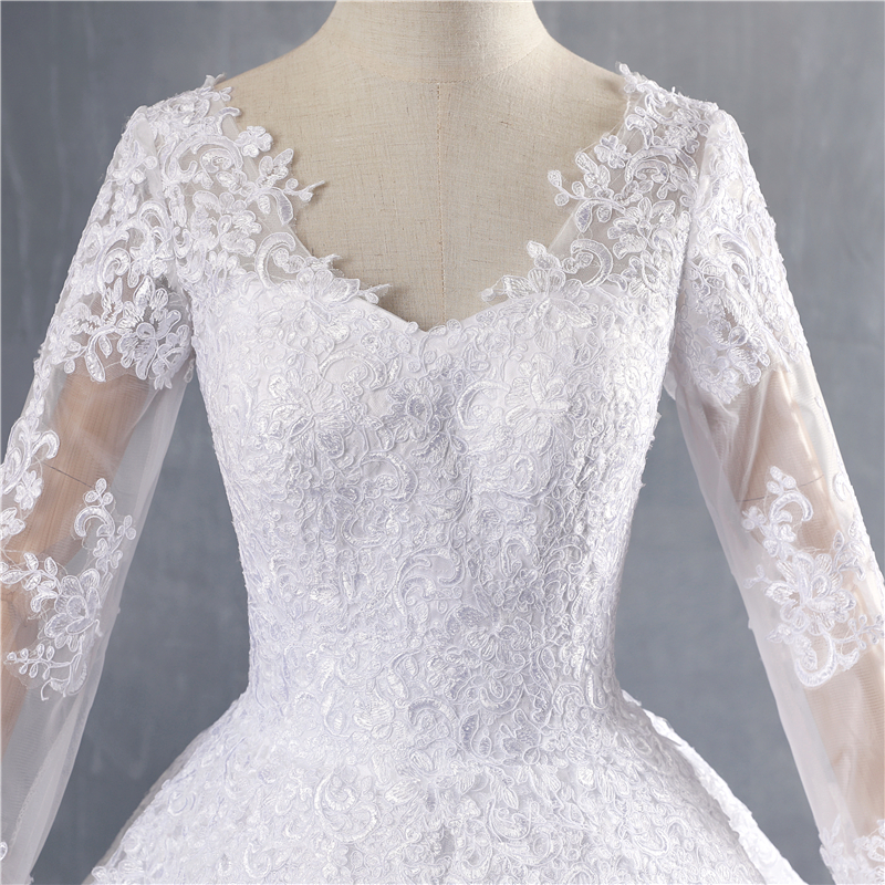 ZJ9160 2021 Dubai Elegant Long Sleeves Ball Gown Wedding Dresses Sheer Crew Neck Lace Appliques Beaded Vestios De Novia Bridal