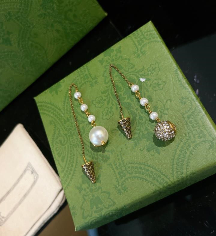Fashion ice cream stud earrings Dangle Eearring High Quality Copper Pearl Vintage Icecream Long Chandelier Earring for women party engagement lovers gift jewelry
Fashion ice cream stud earrings Dangle Eearring High Quality Copper Pearl Vintage Icecream Long Chandelier Earring for women party engagement lovers gift jewelry