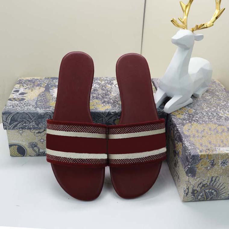 Luxury Brand Sandals Designer Slippers Slides Foam Runners Floral Brocade Genuine Leather Flip Flops Women Shoes Sandal 14, Black
Luxury Brand Sandals Designer Slippers Slides Foam Runners Floral Brocade Genuine Leather Flip Flops Women Shoes Sandal 14, Black