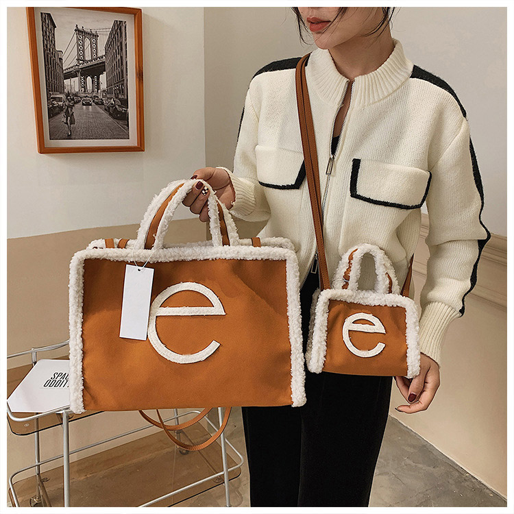 Bags Winter Women Fluffy Large Capacity Shopping Bag Luxury Female Designer Soft Fur Plush Tote Handbag, No bag
Bags Winter Women Fluffy Large Capacity Shopping Bag Luxury Female Designer Soft Fur Plush Tote Handbag, No bag