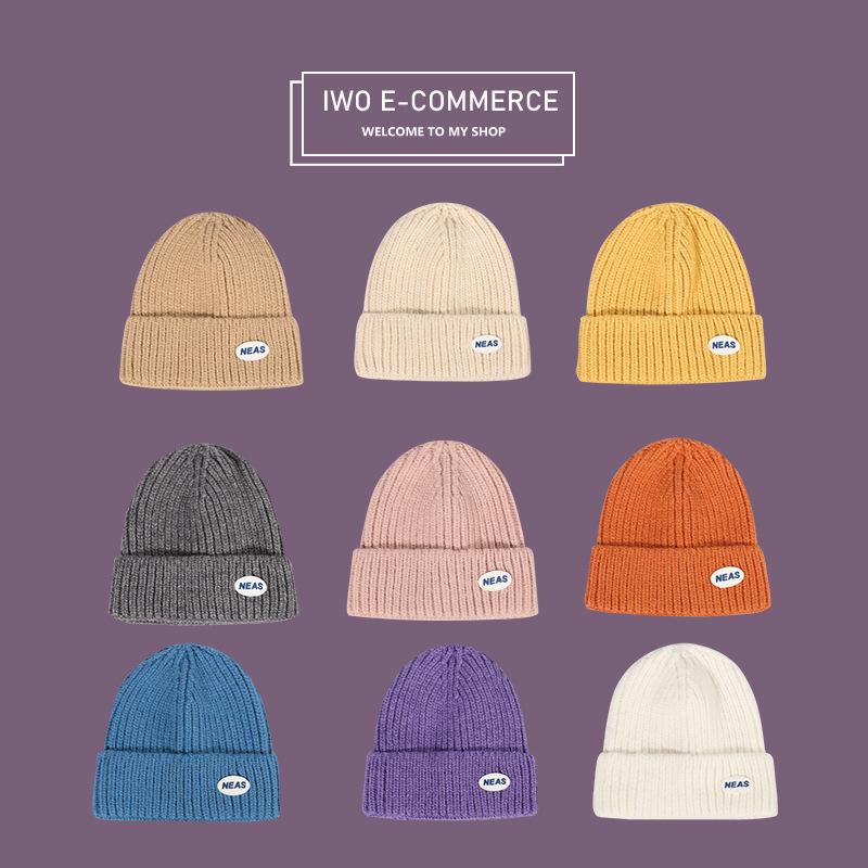Beanies Autumn And Winter Men's Women's Woolen Hats Simple English Alphabet Leather Label Knitted Hat Bonnets For Women
Beanies Autumn And Winter Men's Women's Woolen Hats Simple English Alphabet Leather Label Knitted Hat Bonnets For Women