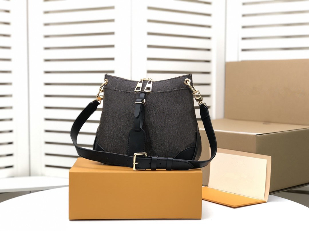 Bag High Odeon Crossbody Designer Shoulder MM Luxury Purse Genuine Leather Messenger Tote Size 31cm, Bubble wrap packaging
Bag High Odeon Crossbody Designer Shoulder MM Luxury Purse Genuine Leather Messenger Tote Size 31cm, Bubble wrap packaging