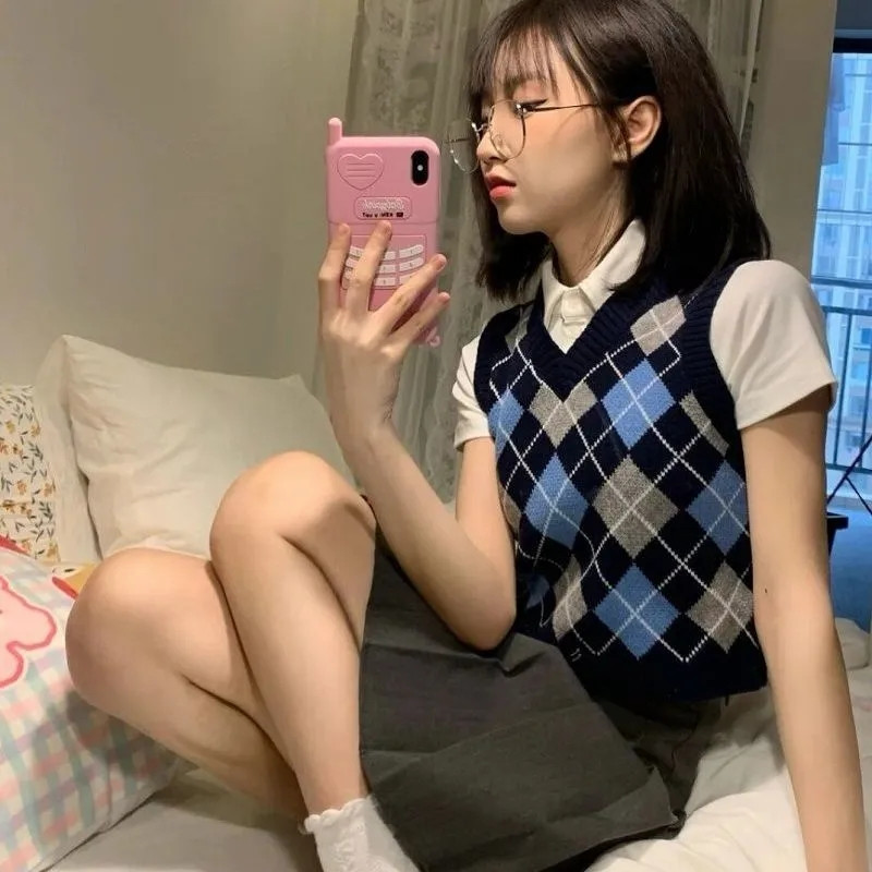 Vintage Plaid Sweater Vest Women V-Neck Slim Short Sleeveless Casual Preppy Pullovers Knitted Female Tank Tops Students 210421