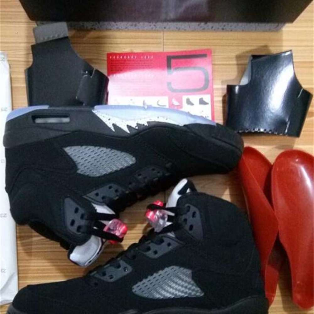 Wholesale 5s Top Quality Metallic Black OG GOLD MEDAL Basketball Shoes Men Women size With Box, Color-gold
Wholesale 5s Top Quality Metallic Black OG GOLD MEDAL Basketball Shoes Men Women size With Box, Color-gold