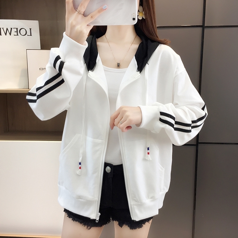 Women's white sweater 2021 new spring and autumn thin loose Korean fashion hooded cardigan jacket, 501 black
Women's white sweater 2021 new spring and autumn thin loose Korean fashion hooded cardigan jacket, 501 black