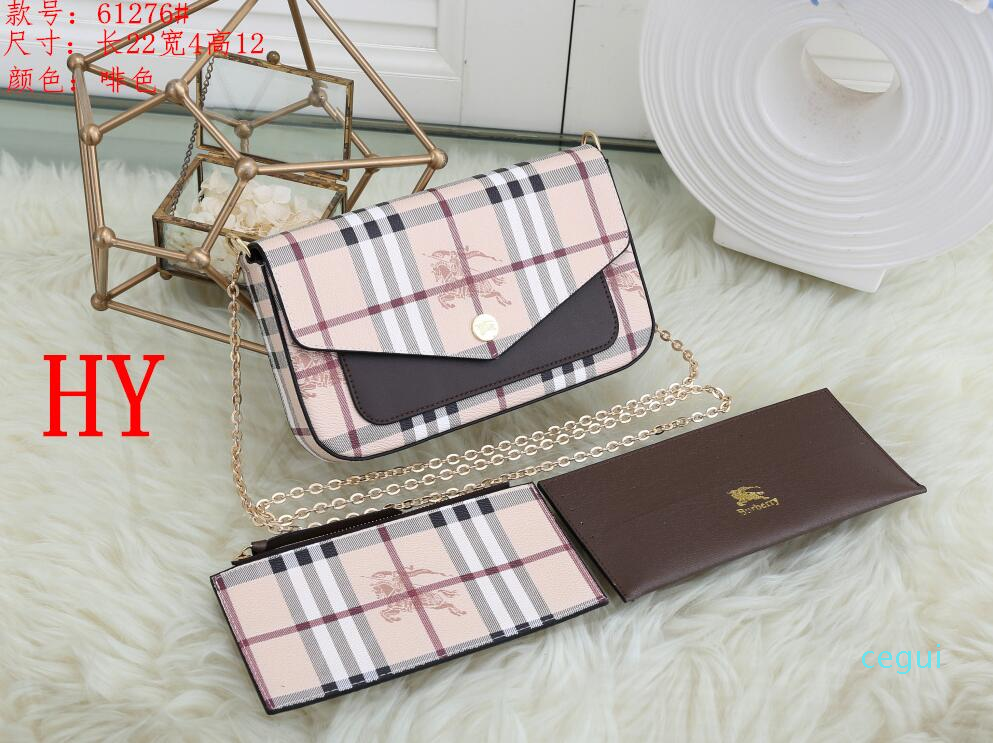2021 fashion shoulder bags for Women Leather handbag Crossbody bag messenger famous brands designer handbags high quality flower printing, Red;black
2021 fashion shoulder bags for Women Leather handbag Crossbody bag messenger famous brands designer handbags high quality flower printing, Red;black