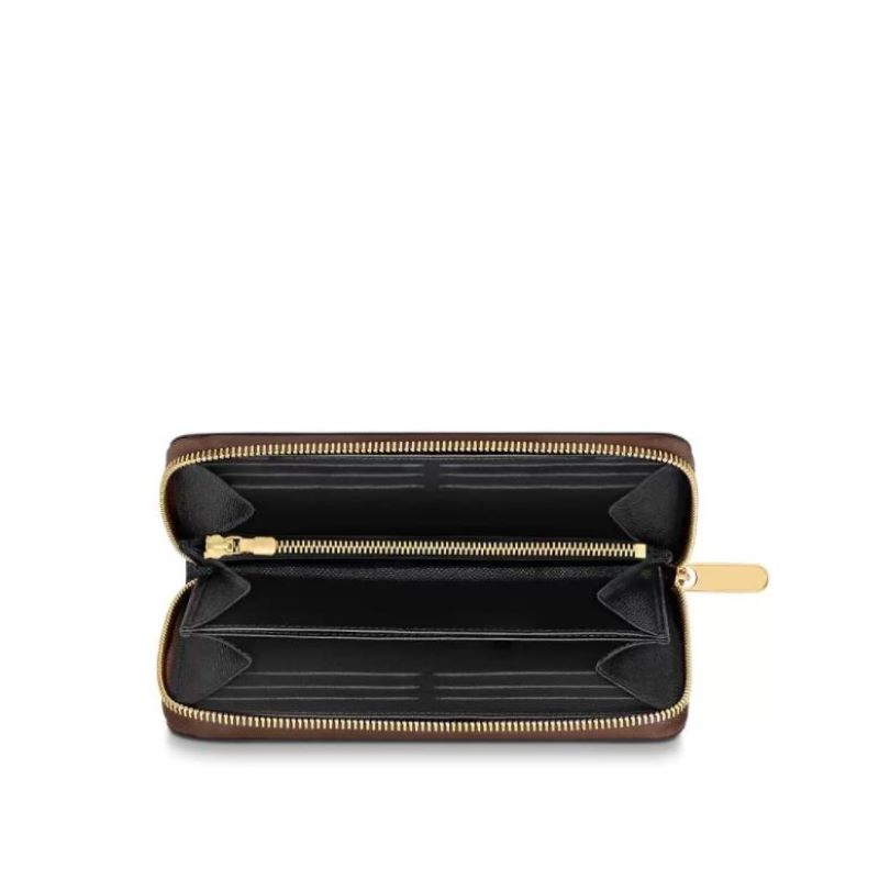 Fashion designer clutch Genuine leather wallet with orange box, dust bag card with serial number 60017, White
Fashion designer clutch Genuine leather wallet with orange box, dust bag card with serial number 60017, White