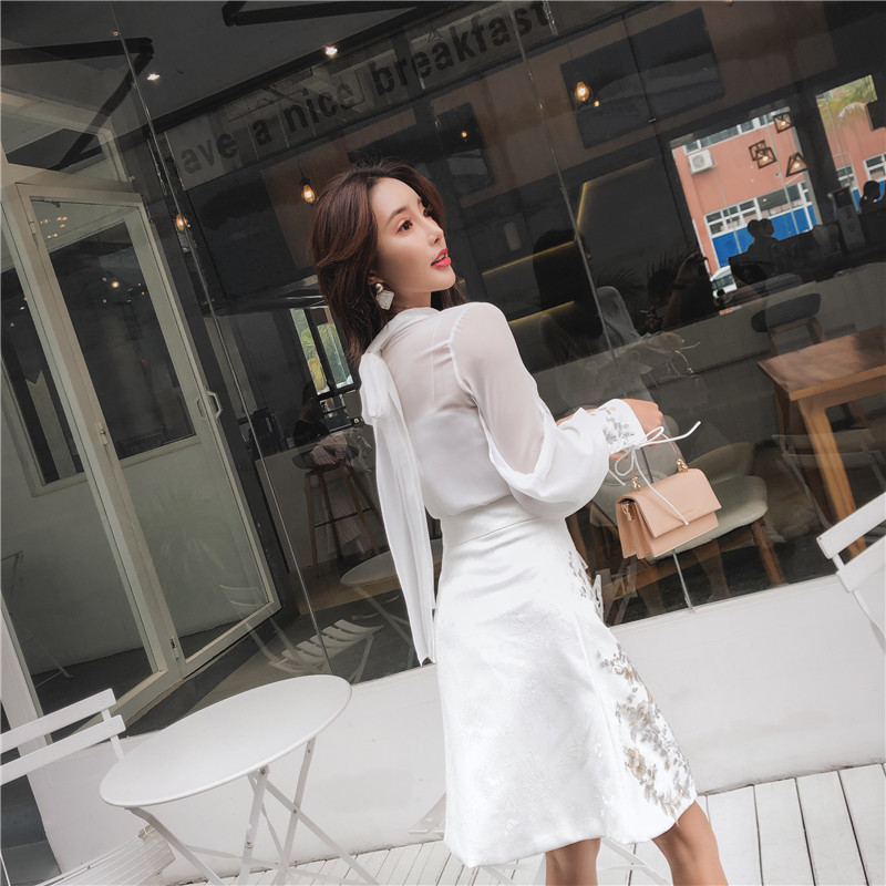 Autumn Women 2 Piece Outfits fashion white Long Sleeve Chiffon Blouse+High Waist Floral Sequins embroidery Midi Skirt Suit 210518