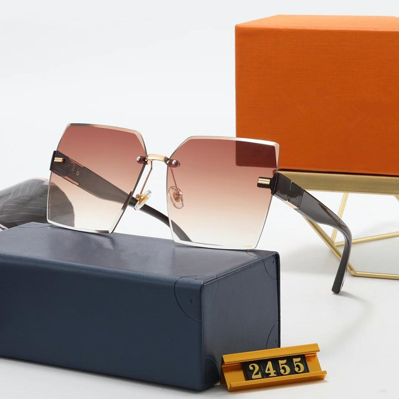 Wholesale Classic stylish men women driving casual sunglass holiday outdoor essential sunglasses with box TRY
Wholesale Classic stylish men women driving casual sunglass holiday outdoor essential sunglasses with box TRY