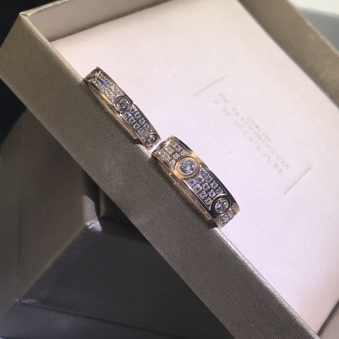fashion full cz titanium steel silver love ring men and women rose gold rings for lovers couple jewelry gift
fashion full cz titanium steel silver love ring men and women rose gold rings for lovers couple jewelry gift