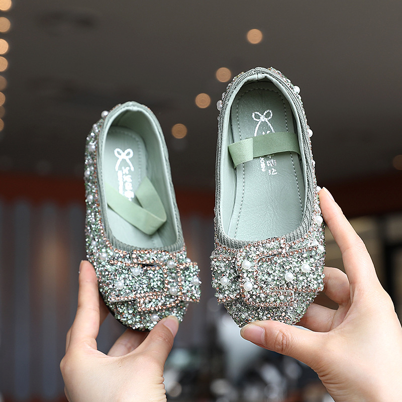 Kids Dress Shoes Shinny Rhinestone Crystal Flats Pearls Princess Wedding Party Shoes Childrens Shoes For Girls Size 26-36, Green
Kids Dress Shoes Shinny Rhinestone Crystal Flats Pearls Princess Wedding Party Shoes Childrens Shoes For Girls Size 26-36, Green