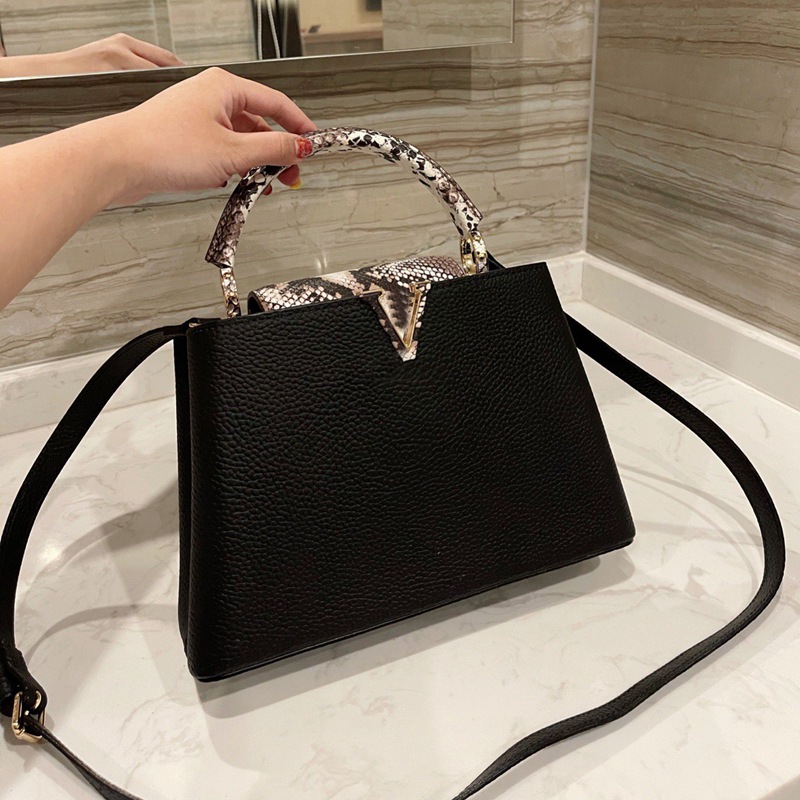 Women Luxurys Designers Bags 2021 Top Quality First Layer Cowhide Handbags L Bag Genuine Leather Messenger Damier Ladies Travel Purses, Box
Women Luxurys Designers Bags 2021 Top Quality First Layer Cowhide Handbags L Bag Genuine Leather Messenger Damier Ladies Travel Purses, Box