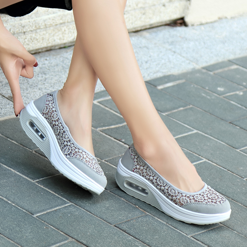 Top quality Trainers Sports Breathable Sneakers Women's shoes Middle-aged and elderly Mens Womens Professional
Top quality Trainers Sports Breathable Sneakers Women's shoes Middle-aged and elderly Mens Womens Professional