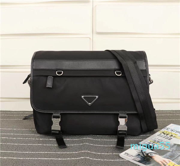 size 32cm 24cm 12cm classic luxury bag canvas leather cowhide men's shoulder bag best quality handbag, Black
size 32cm 24cm 12cm classic luxury bag canvas leather cowhide men's shoulder bag best quality handbag, Black