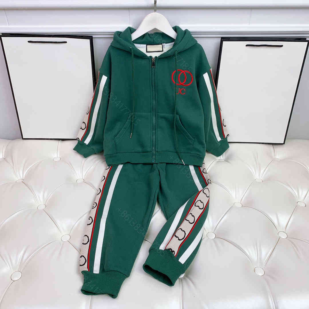 Desinger baby clothes children hoodies coat pants ste simple cciggu brand logo embroidery winter hoodies sweater casual 2 piece children long sleeve tops suit c1, Supplementary price difference
Desinger baby clothes children hoodies coat pants ste simple cciggu brand logo embroidery winter hoodies sweater casual 2 piece children long sleeve tops suit c1, Supplementary price difference