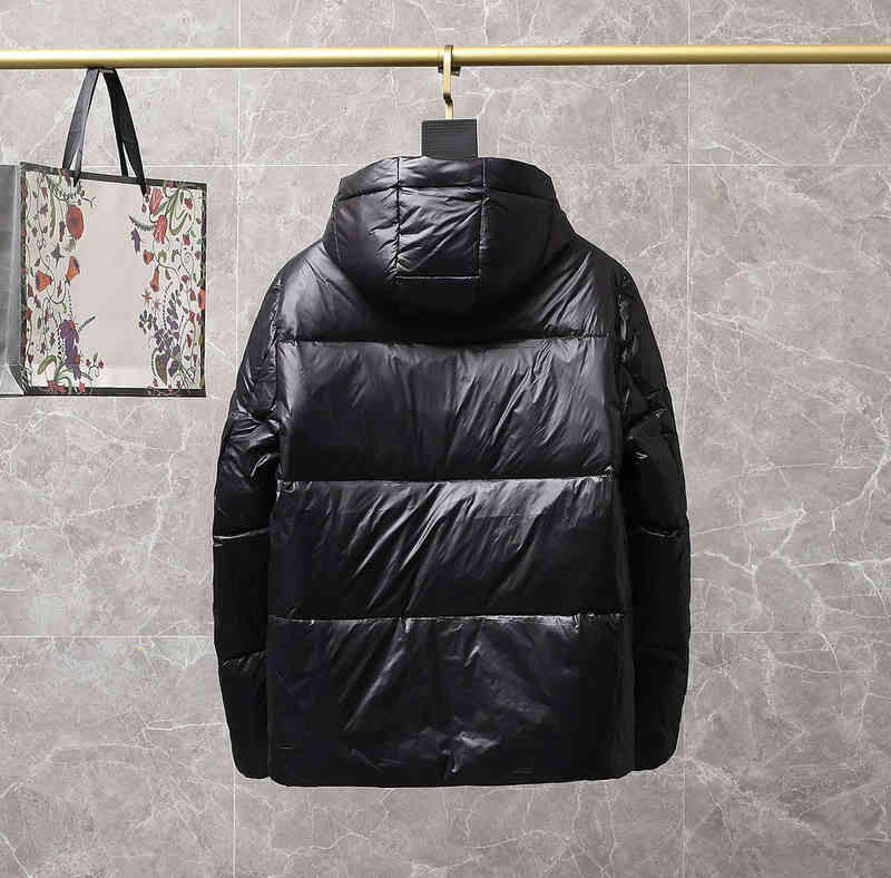 Men's Down & Parkas street 21ss casual designer mens down jacket luxury brand coat warm white goose filled top hardware details perfect Wild Slant pockets YMJ5, Black
Men's Down & Parkas street 21ss casual designer mens down jacket luxury brand coat warm white goose filled top hardware details perfect Wild Slant pockets YMJ5, Black
