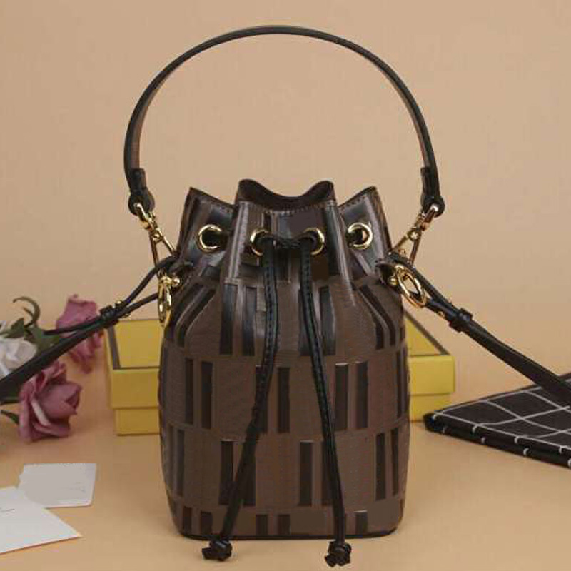 Handbag Women Luxurys Designers Bag 2021 Shoulder Bags Totes Purse Cross Body Plain String Pattern Fashion F Letter Lady Classic Genuine Lea, No bags;make up the difference
Handbag Women Luxurys Designers Bag 2021 Shoulder Bags Totes Purse Cross Body Plain String Pattern Fashion F Letter Lady Classic Genuine Lea, No bags;make up the difference