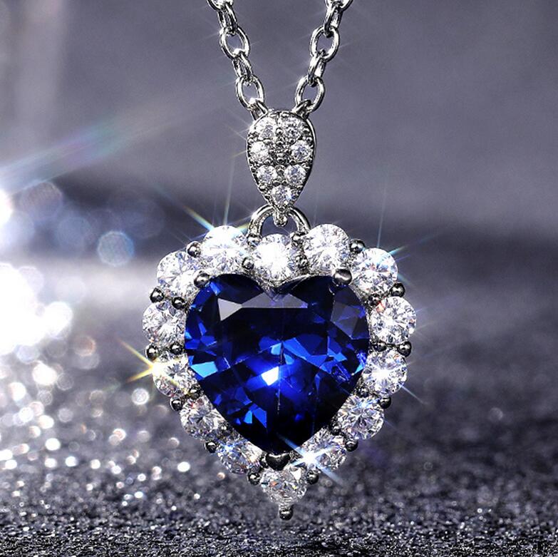 Choucong Brand Sparkling Handmade Luxury Jewelry 925 Sterling Silver Fill Blue Sapphire CZ Diamond Gemstones Party Heart Pendant Women Wedding CLavicl