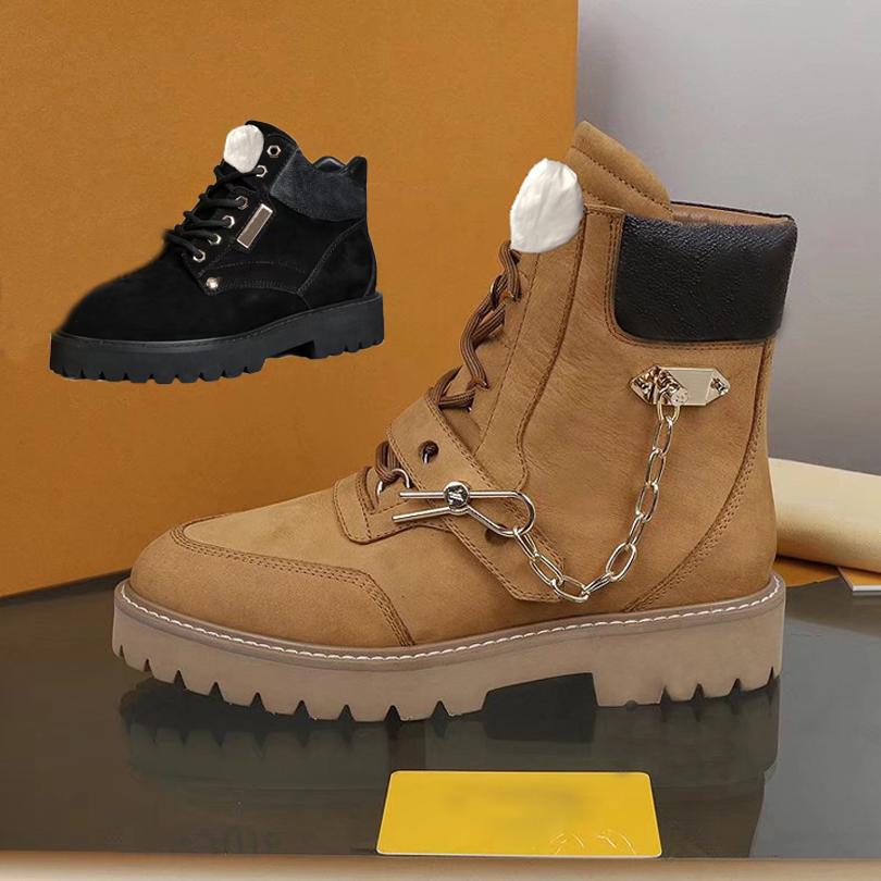 High quality Autumn winter Martin boots woman Flat bottom Travel lace-up sneaker 100% leather lady letter ankle boot Soft cowhide women designer shoes Large size 35-41, Extra shoelaces
High quality Autumn winter Martin boots woman Flat bottom Travel lace-up sneaker 100% leather lady letter ankle boot Soft cowhide women designer shoes Large size 35-41, Extra shoelaces