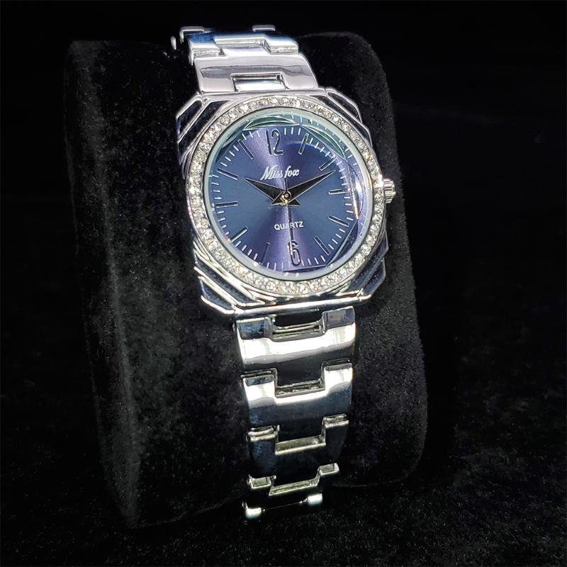 Wristwatches MISSFOX Blue Dial Platinum Watch Women Square Elegant Female Watches Stainless Steel Fashion Dress Office Lady Quartz, 2734-s
Wristwatches MISSFOX Blue Dial Platinum Watch Women Square Elegant Female Watches Stainless Steel Fashion Dress Office Lady Quartz, 2734-s