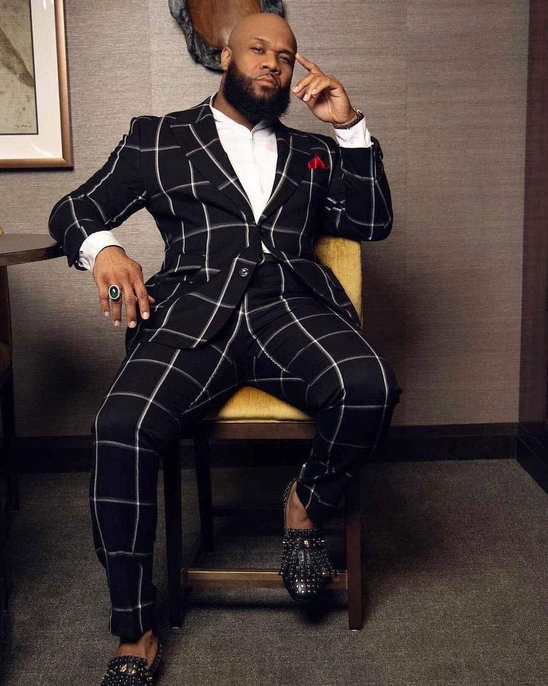 Black Check Mens Custom Made Wedding Tuxedos One Button Groom Wear Formal Dinner Prom Party Blazer Suits(Jacket+Pants)
