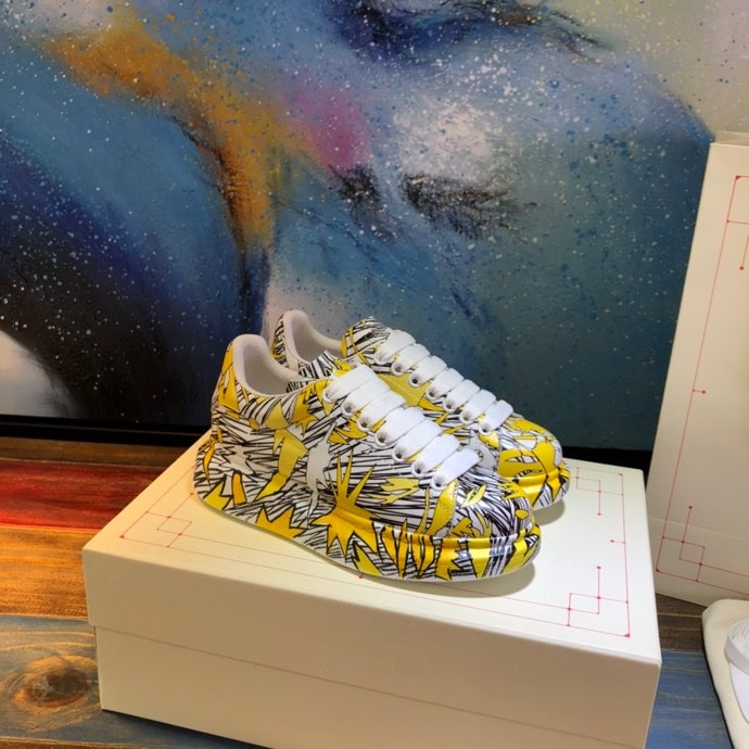 Top Quality Men Women Bee Tiger Casual Shoes Embroidery Classic Trainers Python Embroidered Lover Sneakers, 03
Top Quality Men Women Bee Tiger Casual Shoes Embroidery Classic Trainers Python Embroidered Lover Sneakers, 03