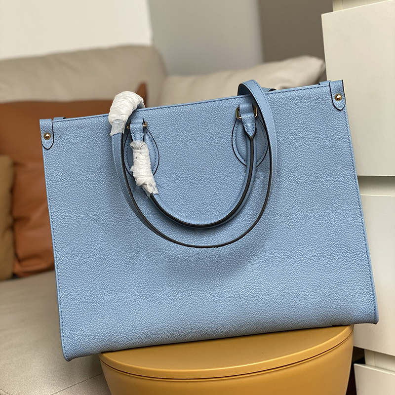 2021 Latest 35cm Women Designers Handbags Crossbody Bags Gradient Color Large-capacity Mommy Shopping Bag Fashion Tote Shoulder ON THE GO, With dust bag
2021 Latest 35cm Women Designers Handbags Crossbody Bags Gradient Color Large-capacity Mommy Shopping Bag Fashion Tote Shoulder ON THE GO, With dust bag