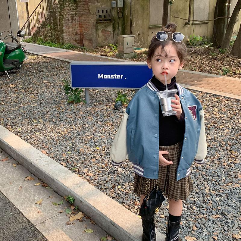 Jackets 2021 Autumn And Winter Children's Wear Girls' Korean Fashion Splicing Cotton Baseball Jacket Leather 2-307, Blue;gray
Jackets 2021 Autumn And Winter Children's Wear Girls' Korean Fashion Splicing Cotton Baseball Jacket Leather 2-307, Blue;gray