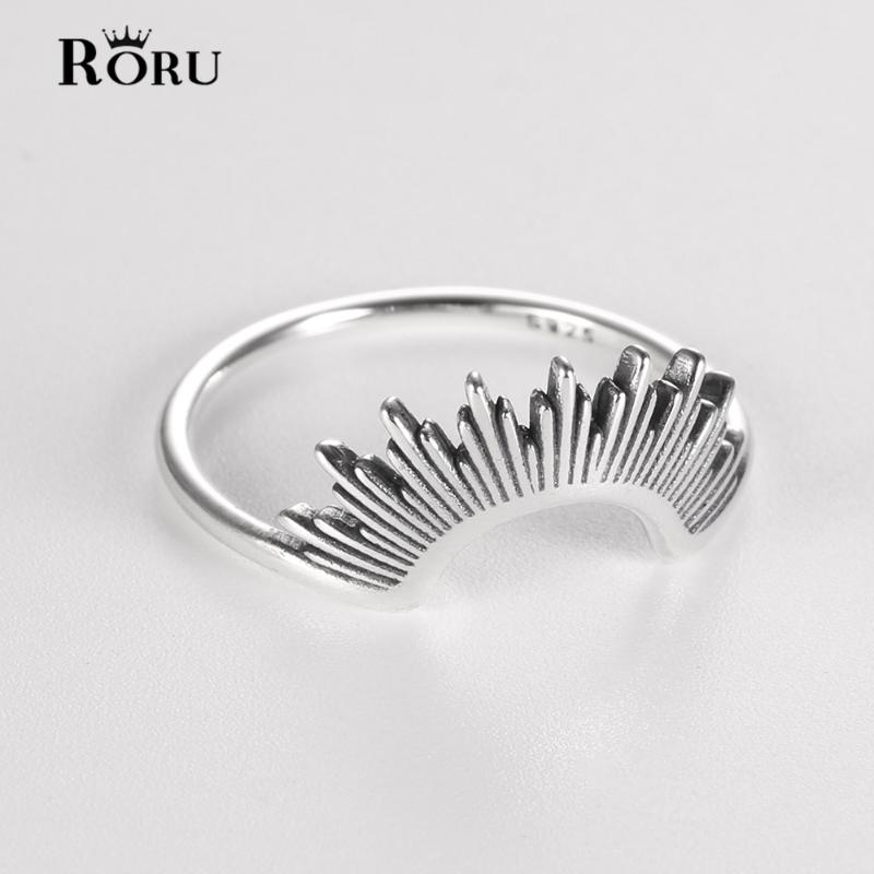 Cluster Rings 925 Sterling Silver Sunshine Radiant Design Semicircle Ring For Women Men Vintage Finger Party Punk Style Jewelry Gifts, Golden;silver
Cluster Rings 925 Sterling Silver Sunshine Radiant Design Semicircle Ring For Women Men Vintage Finger Party Punk Style Jewelry Gifts, Golden;silver