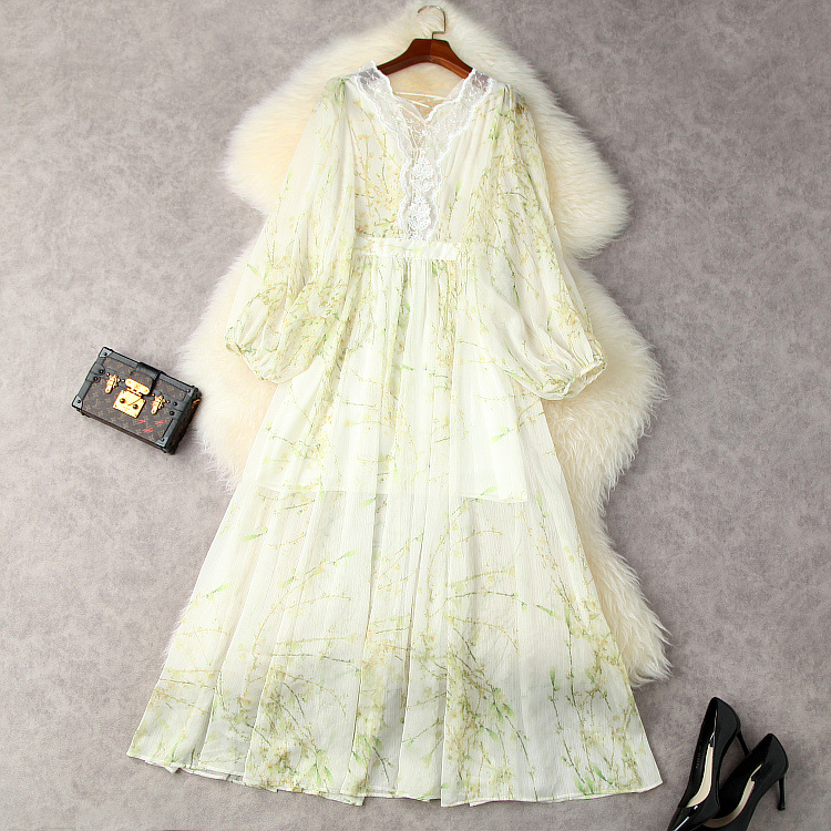 European and American women's wear for summer 2021 Long sleeve lantern sleeve V-neck Fashion lace spliced print dress, Green
European and American women's wear for summer 2021 Long sleeve lantern sleeve V-neck Fashion lace spliced print dress, Green